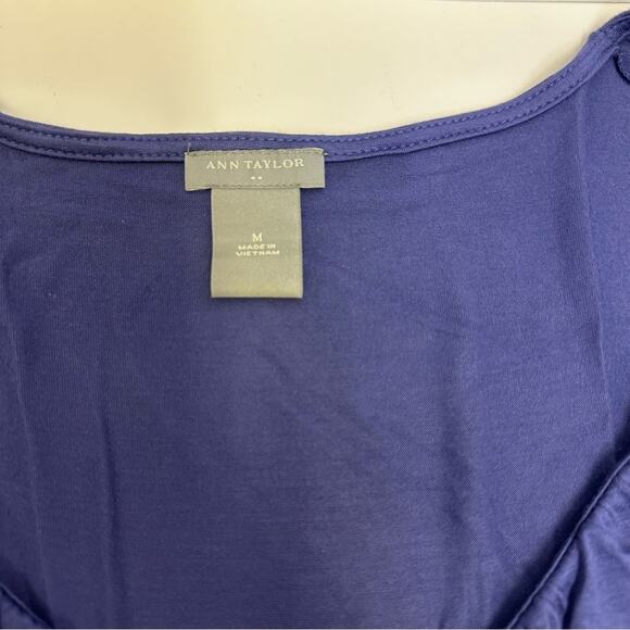 PRICED TO SELL!!  Ann Taylor Blue Ruffle Neckline Top - Size Medium - Picture 5 of 11
